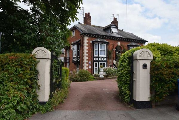 Extension to non-designated heritage asset, Guest House (C1 Use) to provide additional owners accommodation