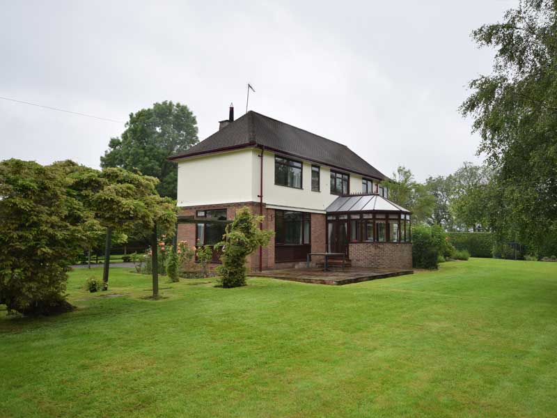 Permitted Development extensions to detached house in Green Belt (73%)