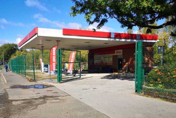 Change of use of Petrol Station to Hand Car Wash