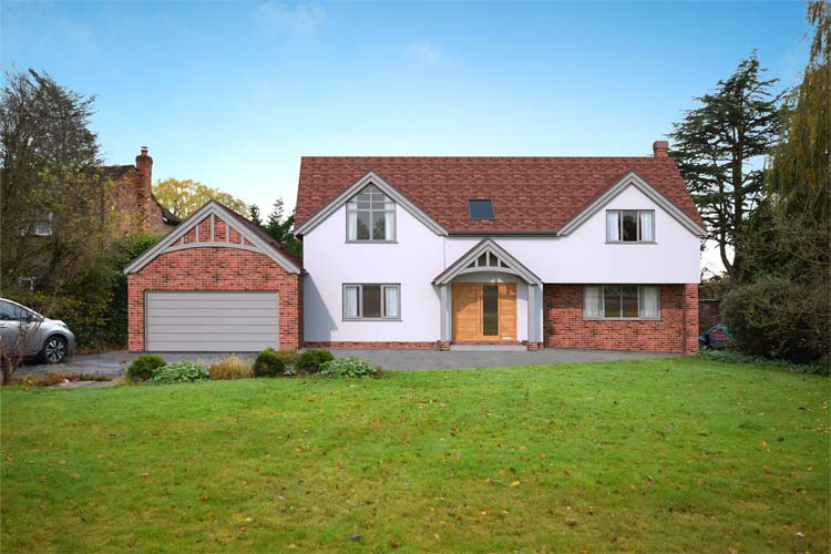 Green belt house extension Raised Roof