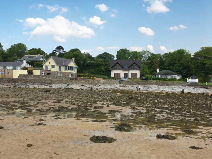 Replacement beach front dwelling, with additional first floor accommodation